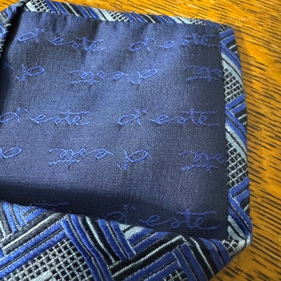 D’este Vintage Blue Silk Brocade Tie - Picture 4 of 5
